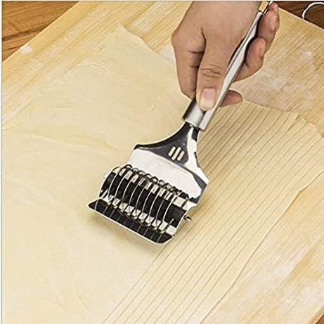 faas Stainless Steel Noodle Lattice Roller Docker Dough Cutter Kitchen Gadgets Cooking Baking Pastry Tools(Pack of 1)