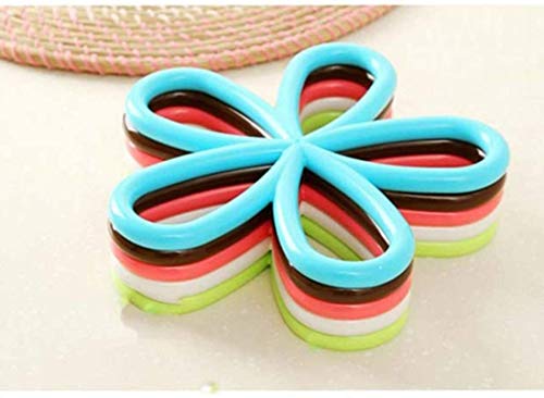 we3 5pcs Flower Design Shaped Multi Use Trivet Mat Flexible Durable Non Slip Coaster Dining Tableware Kitchen Placemat (Multi Color)