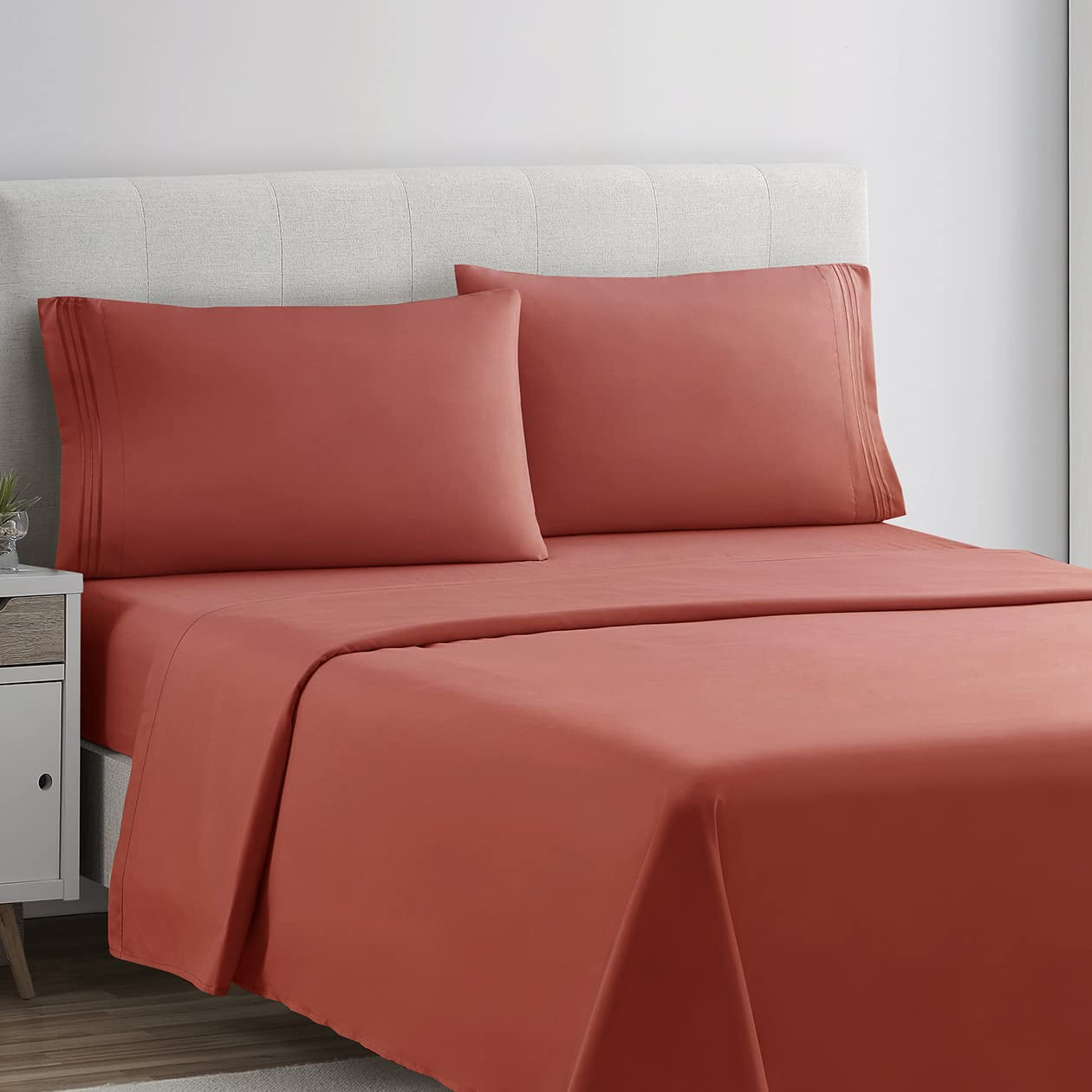 Clara Clark Twin Sheets Set, Deep Pocket Bed Sheets for Twin Size Bed - 3 Piece Twin Size Sheets, Extra Soft Bedding Sheets & Pillowcases, Orange Sheets Twin