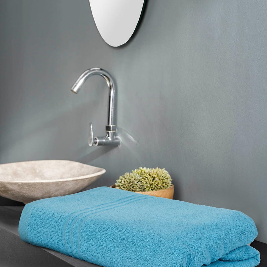 Amazon Brand - Solimo - Bath Towel | Microfiber | 340 GSM | Fade Resistant | Light Blue