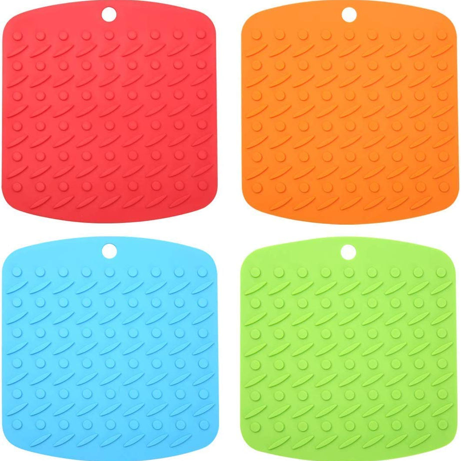 we3 Heat Resistant Silicone Trivet Mats Non-Slip Potholder Hot Pads Pot Holders Spoon Rest & Coasters Kitchen Cooking Tools (Set of 4)