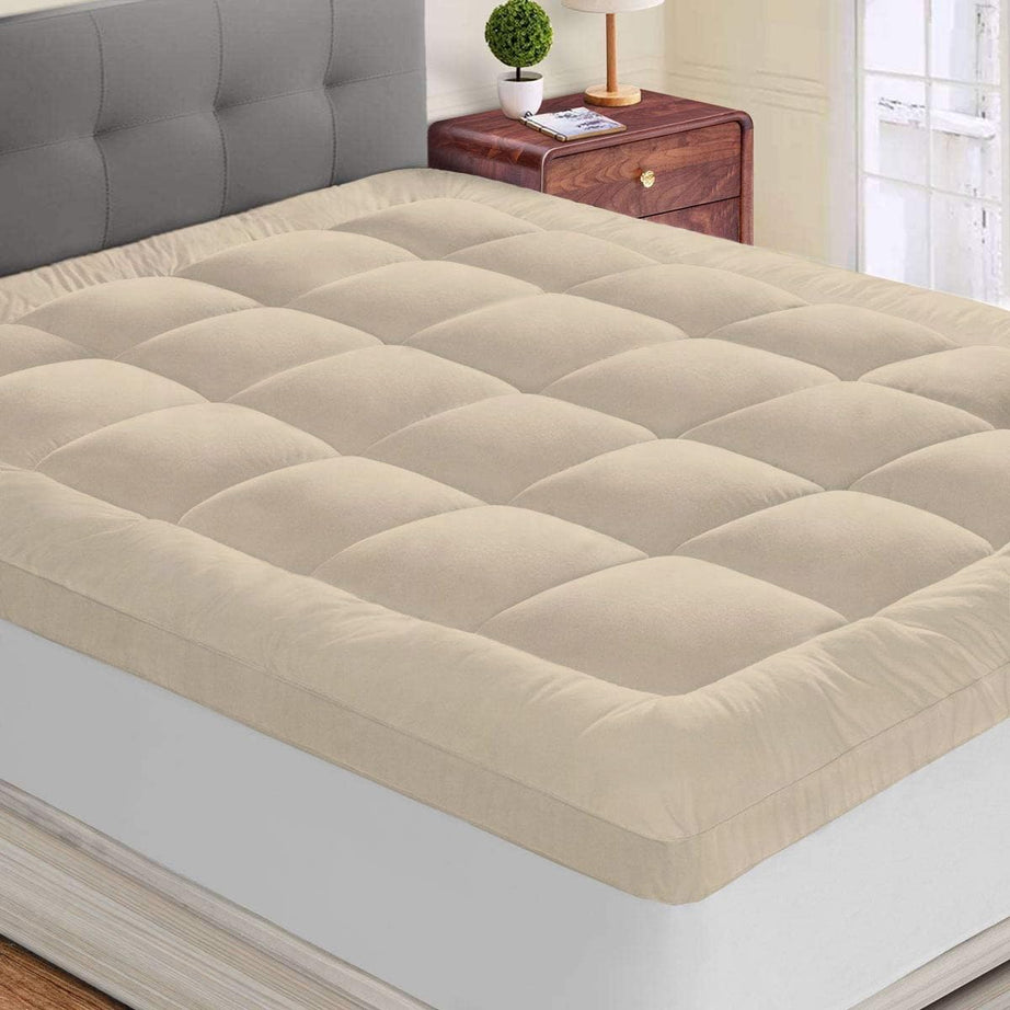 Comfowell 600 GSM Microfiber 5 Star Cotton Standard Bed Soft Waterproof Quilted Mattress Padding/Topper. Comfortable for Better Sleep -Beige Colour of King Size 72x75 Inch