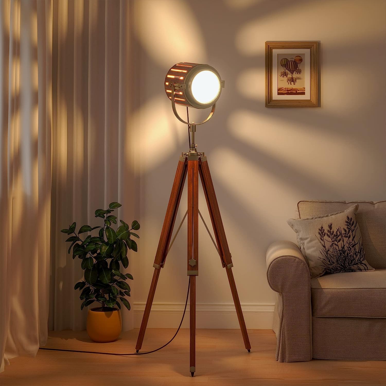 OVERSEAS MART Decorative Moveable Spotlight Antique Copper Floor Lamp Searchlight Tripod Home Decor Vintage LED Floor Standing Nautical Collection(Pack of 1)