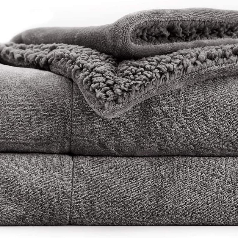 VAS COLLECTION - Polyester Micromink Summer AC Blanket Grey Sherpa Super Soft Flannel Solid/Plain AC Dohar/Comforter,Size 150 x 225 Cms (Single) (Approx 4 x 7 ft) (Silver & Grey) (Skin Friendly)