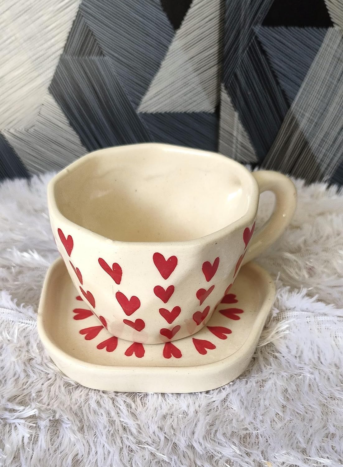 La'moule ceramico Heart Tea/Cofee Cup (with Saucer/Plate)| Tea/Milk/Coffee Mug | Red Heart Painted | Ideal for Gifting on Anniversary, Birthday| Ideal for Return Gift Purpose Also | Red & White