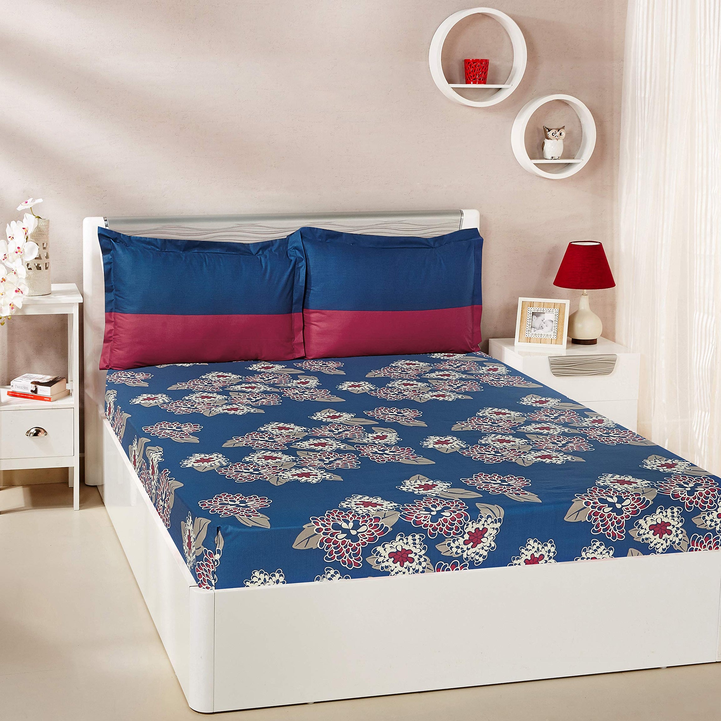 Amazon Brand - Solimo Floral Flakes 144 TC 100% Cotton Double Bedsheet with 2 Pillow Covers, Blue