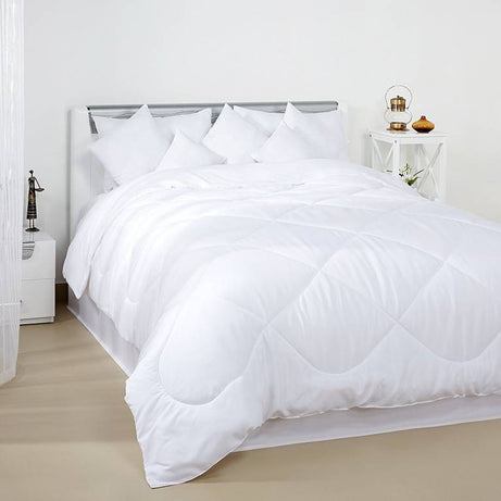 Relaxfeel Solid Double Comforter for  Heavy Winter  (Poly Cotton, White)